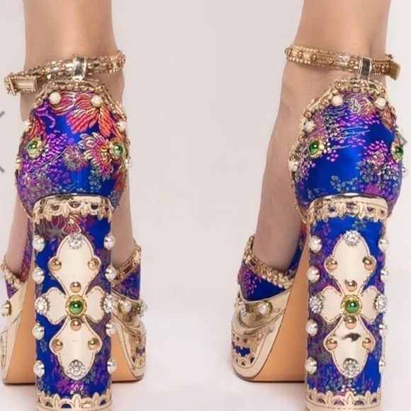 Embellished,rhinestone , Jeweled Platform crystals ,junky sandals ,silk … - Picture 3 of 4